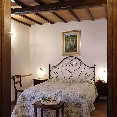 Il Casalone Farm stay *